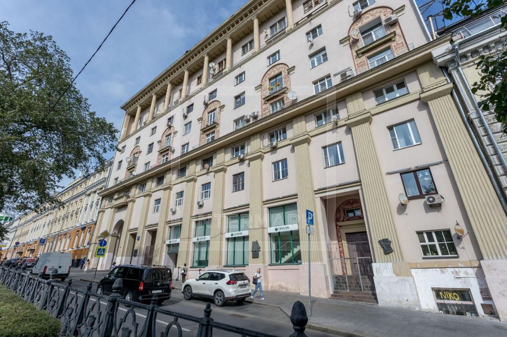 m. Kitay-gorod: Apartment, 3-rooms