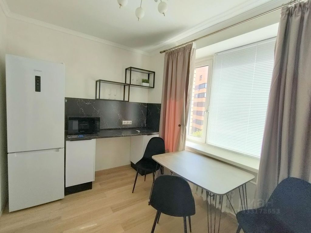 m. Smolenskaya: Apartment, 1-rooms