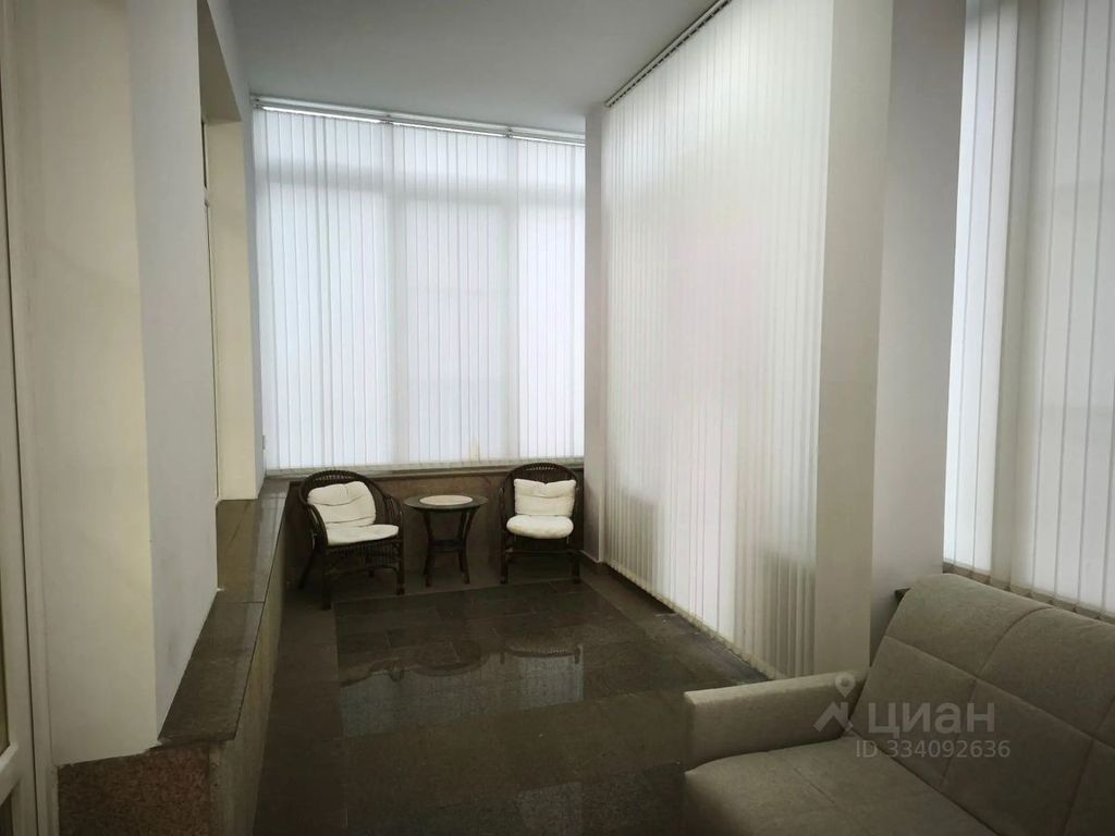 m. Fiztekh: Apartment, 2-rooms