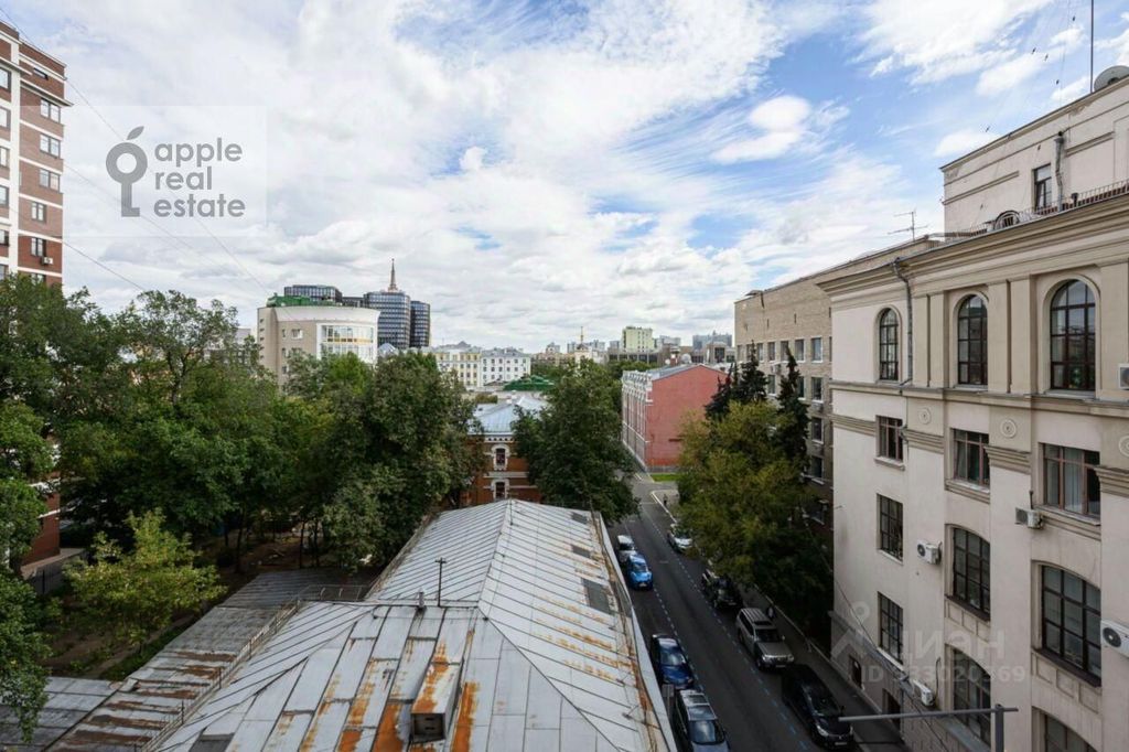 m. Krasnopresnenskaya: Apartment, 2-rooms