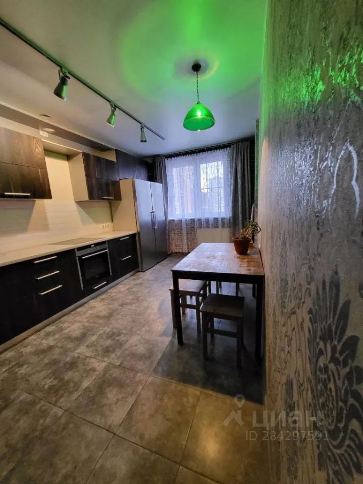 m. Novokosino: Apartment, 3-rooms