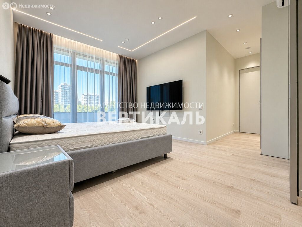 m. Spartak: Apartment, 3-rooms