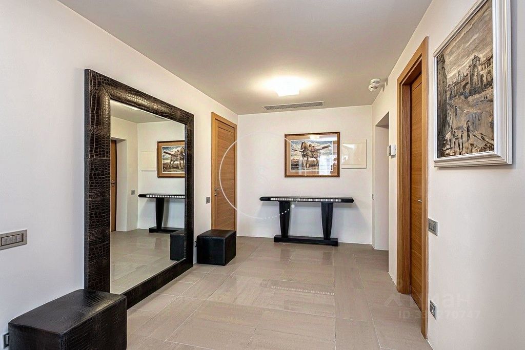 m. Minskaya: Apartment, 4-rooms