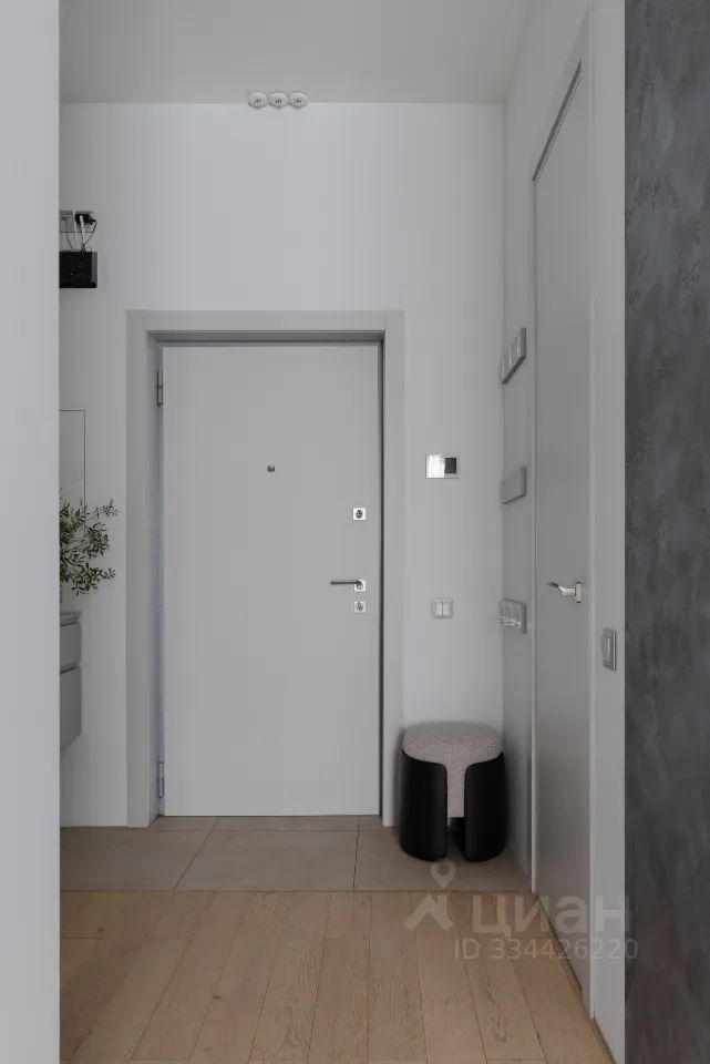 m. Shelepikha: Apartment, 2-rooms