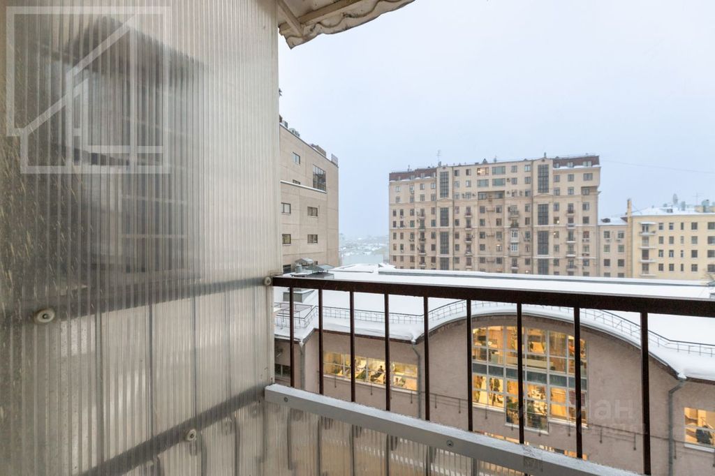 m. Okhotny ryad: Apartment, 3-rooms