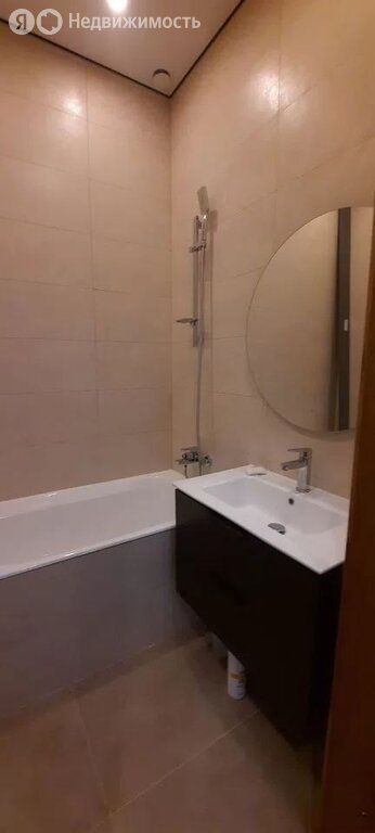 m. ZIL: Apartment, 1-rooms
