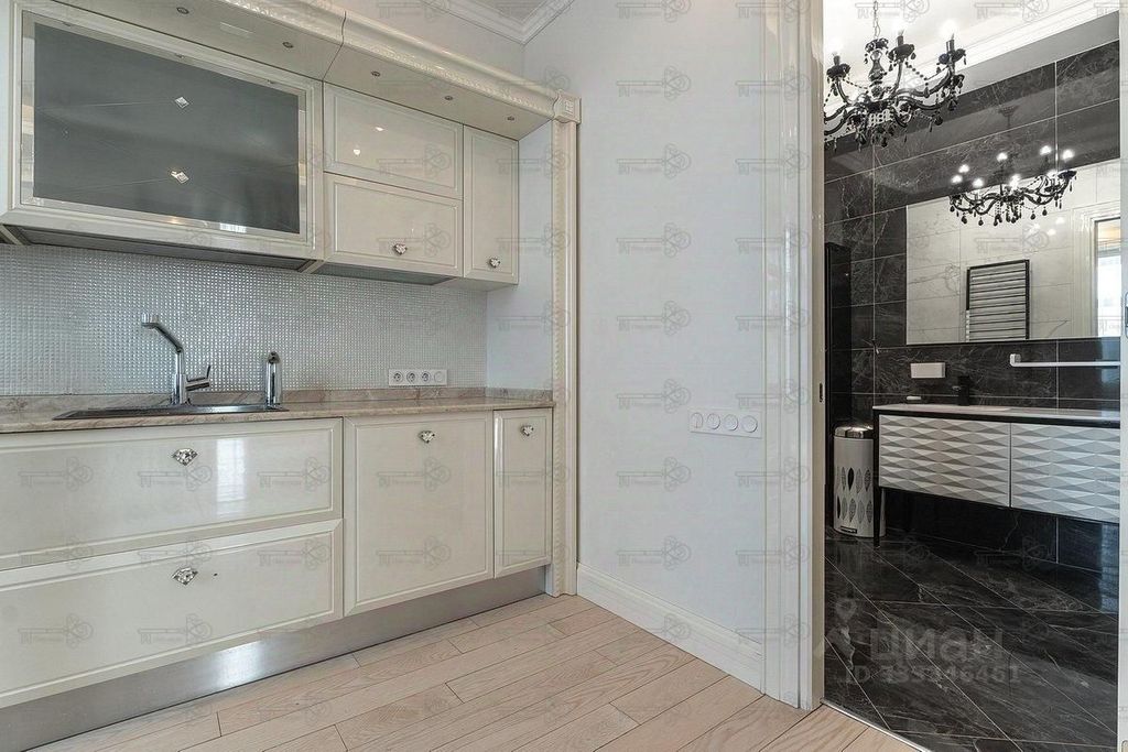 m. Krasnopresnenskaya: Apartment, 3-rooms