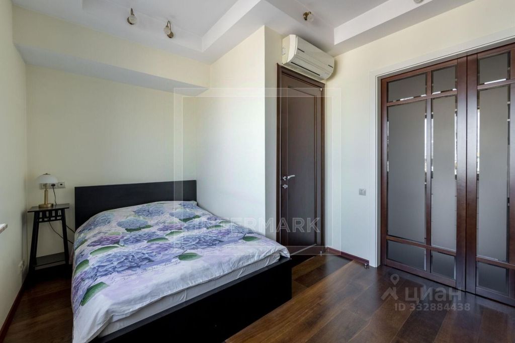 m. Kitay-gorod: Apartment, 3-rooms