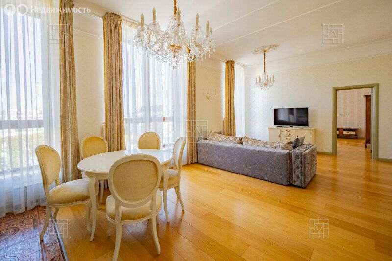 m. Frunzenskaya: Apartment, 4-rooms