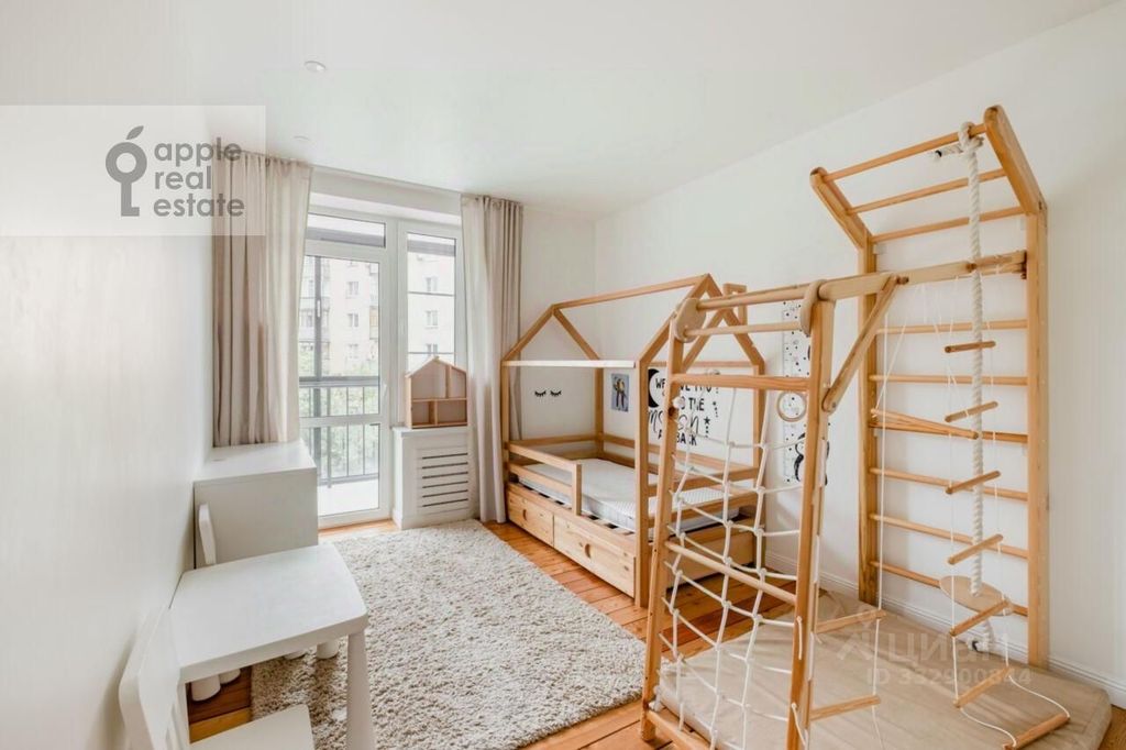m. Khimki: Apartment, 3-rooms