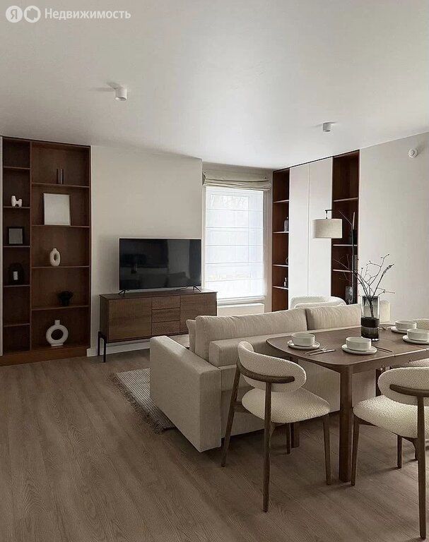 m. Aminyevskaya: Apartment, 2-rooms