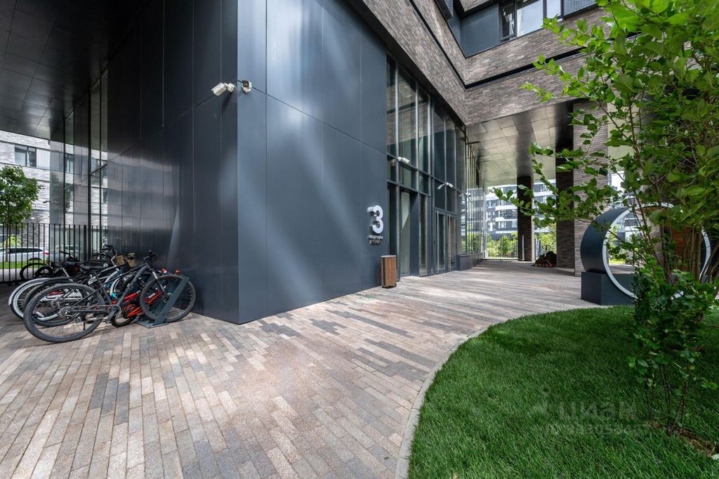 m. Serp i Molot: Apartment, 2-rooms