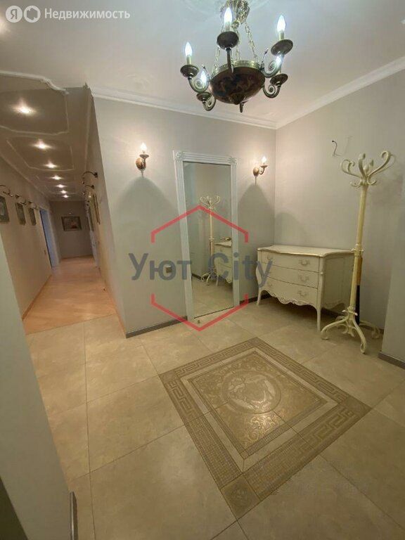 m. Profsoyuznaya: Apartment, 3-rooms