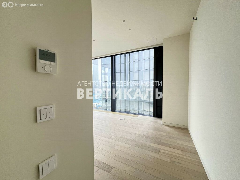 m. Delovoy tsentr (Vystavochnaya): Apartment, 4-rooms