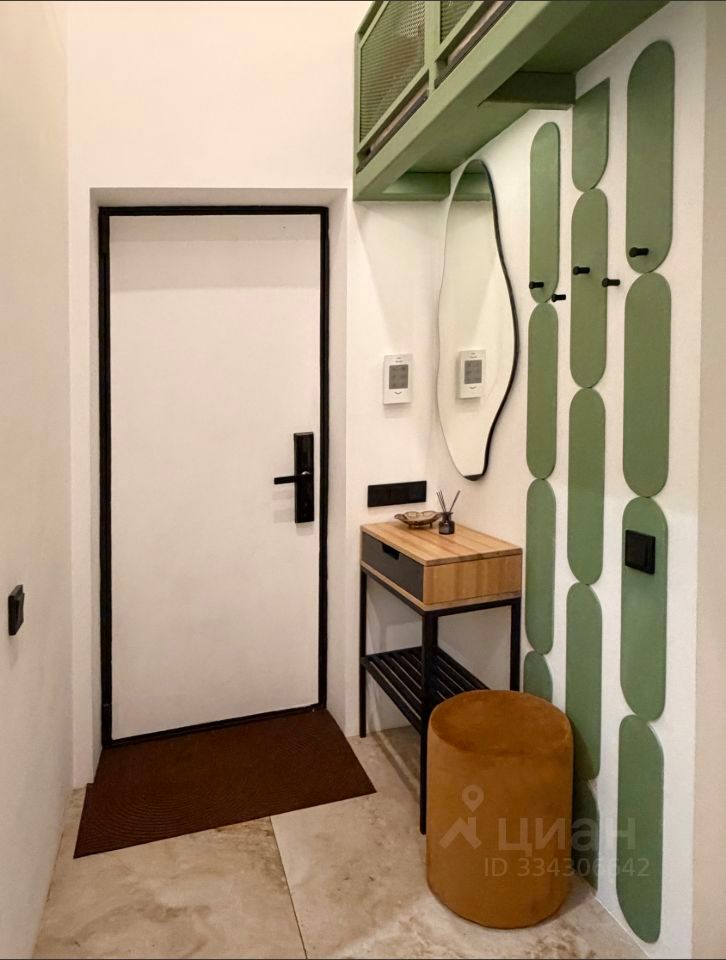 m. Kalitniki: Apartment, studio