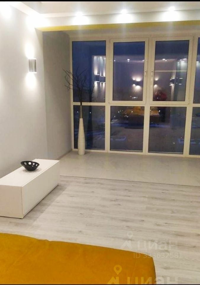 m. Pavshino: Apartment, 1-rooms