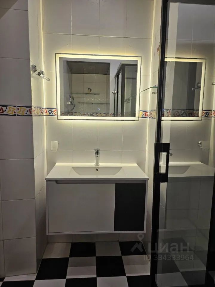 m. Luzhniki: Apartment, 4-rooms