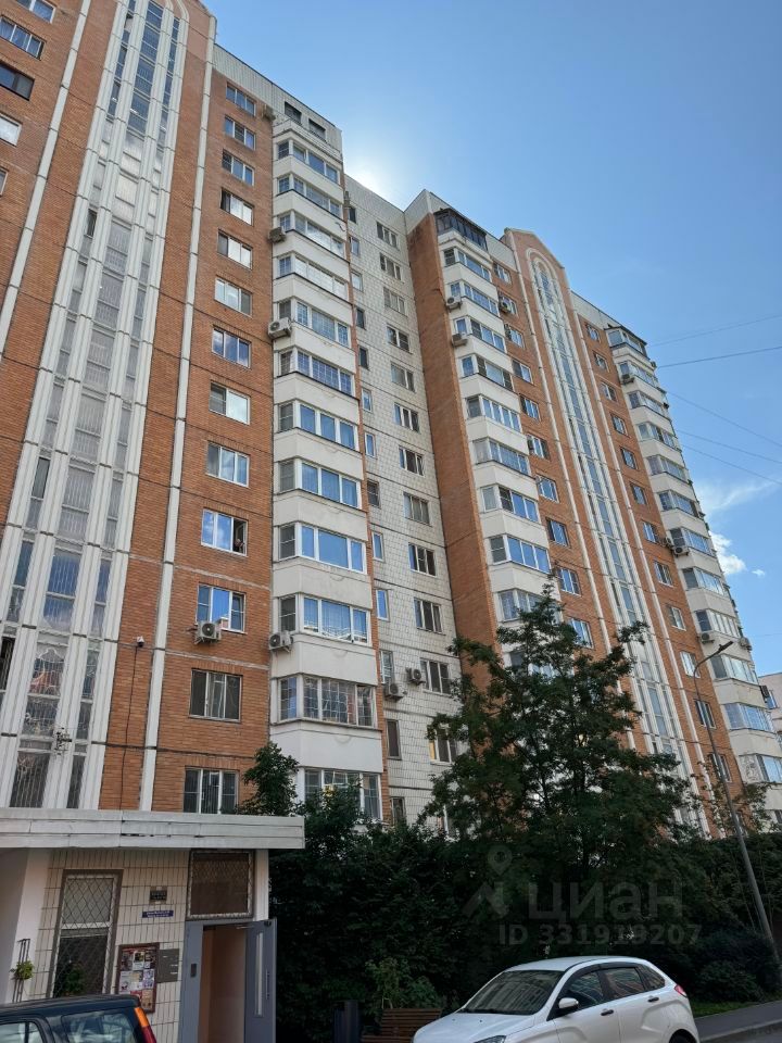 m. Shabolovskaya: Apartment, 1-rooms