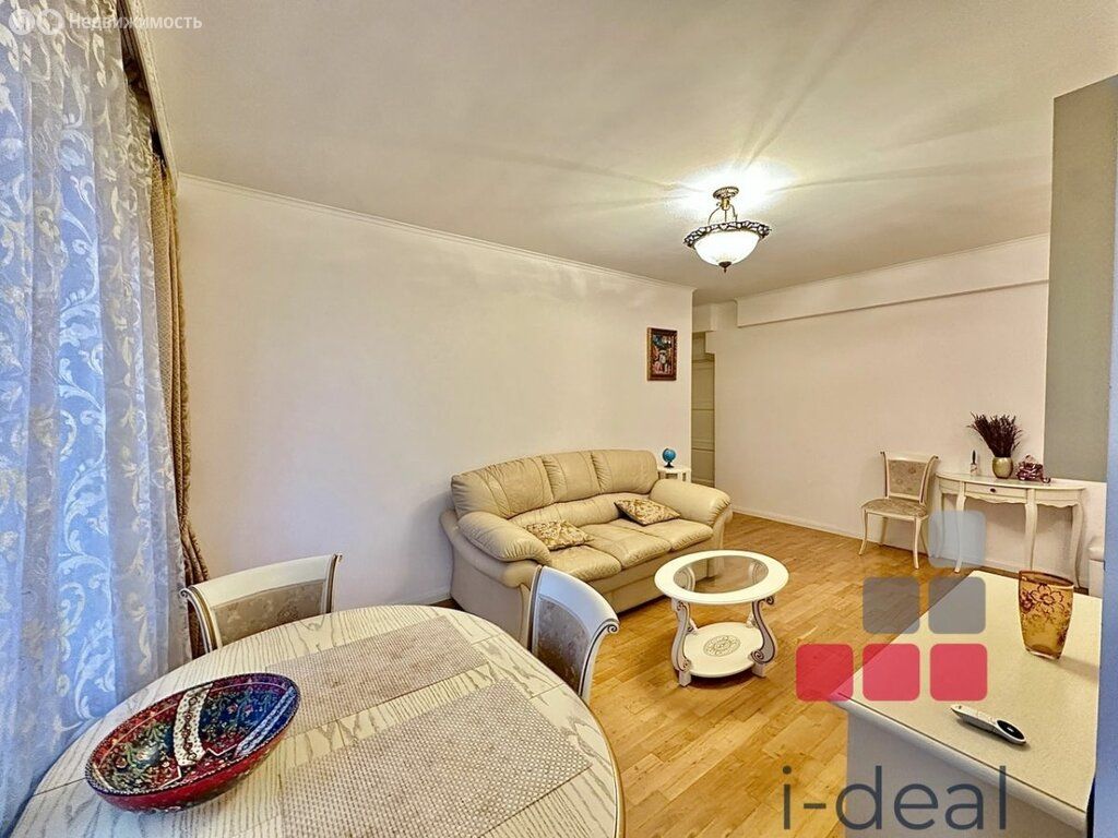 m. Ulitsa 1905 goda: Apartment, 2-rooms