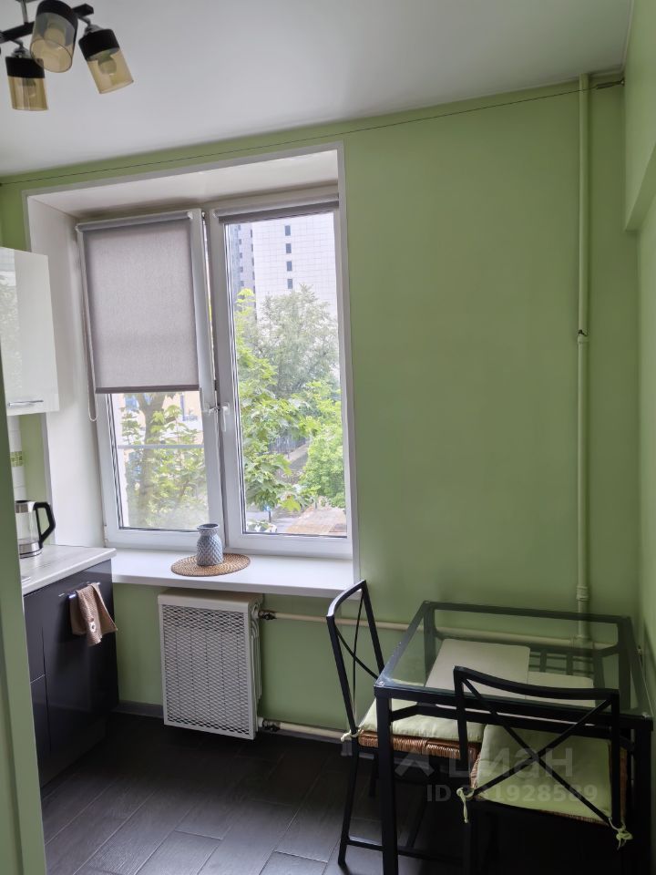 m. Mendeleevskaya: Apartment, 2-rooms