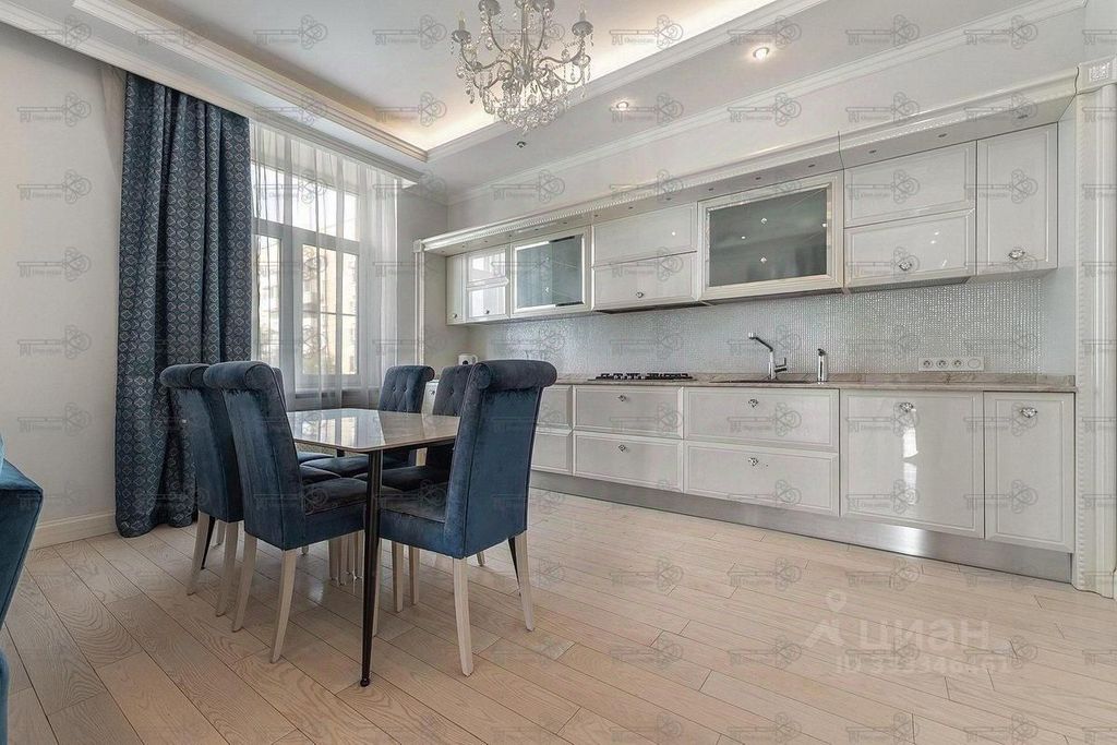 m. Krasnopresnenskaya: Apartment, 3-rooms