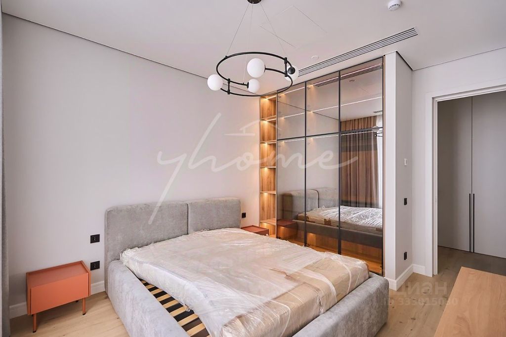 m. Chkalovskaya: Apartment, 3-rooms