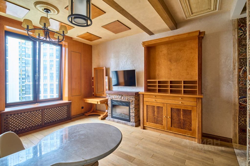 m. Shelepikha: Apartment, studio