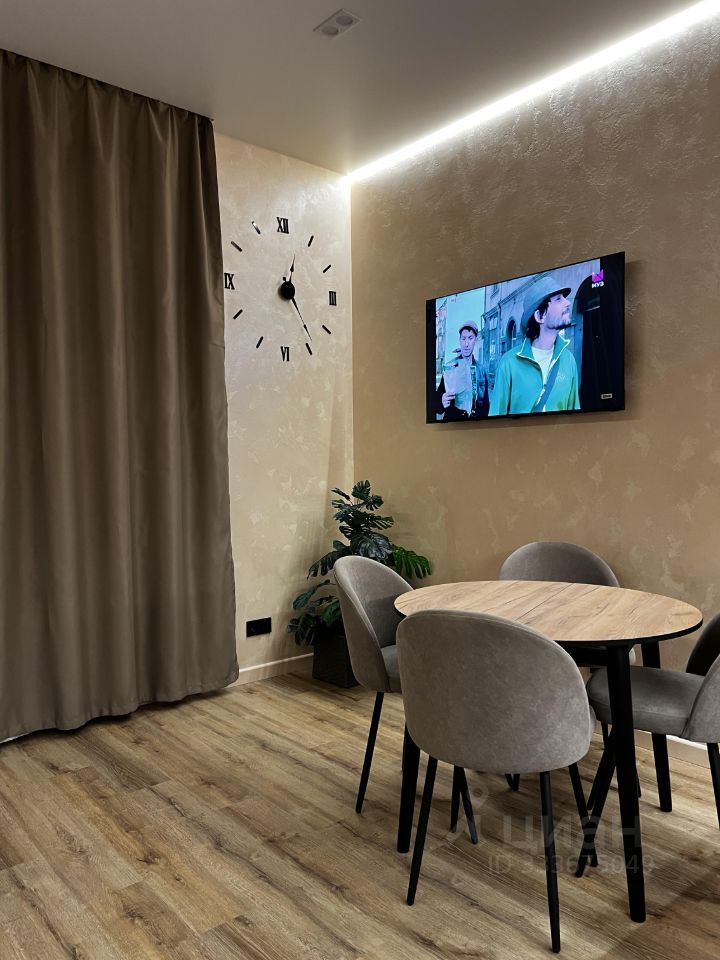 m. Alekseevskaya: Apartment, studio