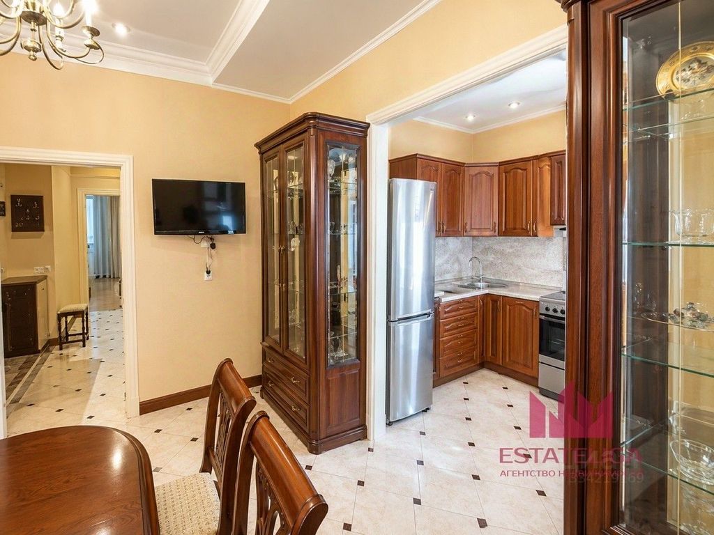 m. Krasnopresnenskaya: Apartment, 2-rooms