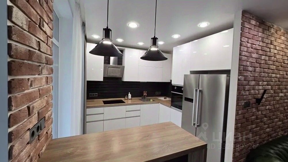 m. Pyatnitskoe shosse: Apartment, 3-rooms