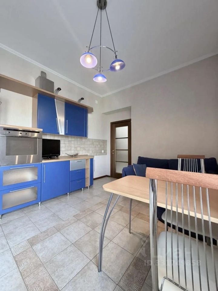 m. Krasnye vorota: Apartment, 2-rooms