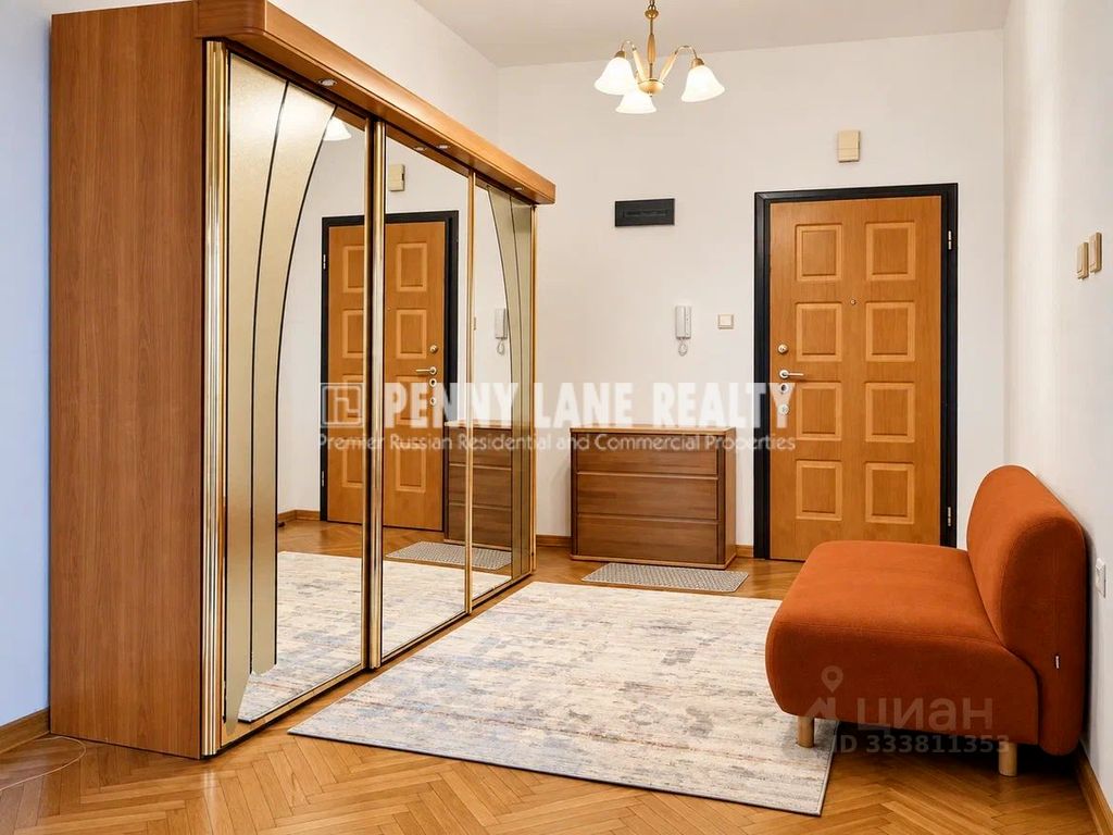 m. Universitet druzhby narodov: Apartment, 3-rooms