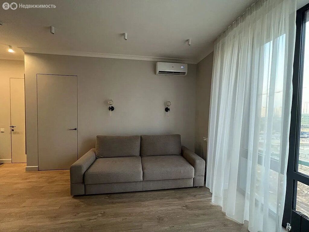 m. Aminyevskaya: Apartment, 2-rooms