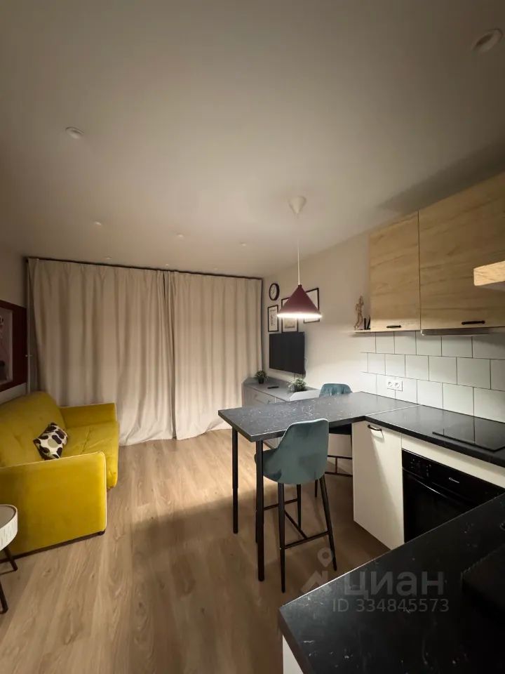 m. Pyatnitskoe shosse: Apartment, studio