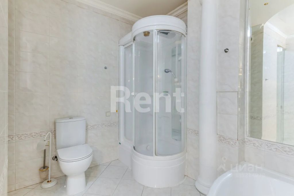 m. Tretyakovskaya: Apartment, 2-rooms