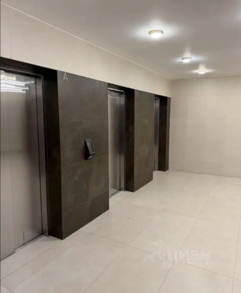 m. Aminyevskaya: Apartment, 2-rooms