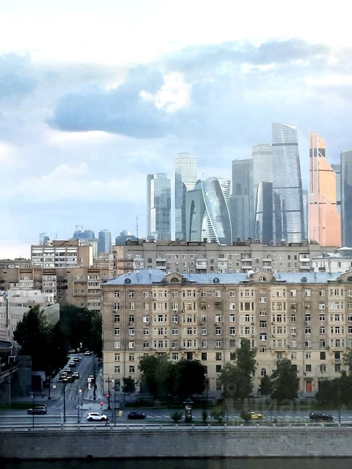 m. Smolenskaya: Apartment, 2-rooms