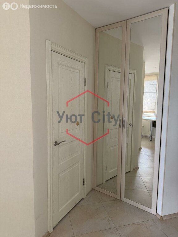 m. Narodnoe Opolchenie: Apartment, 1-rooms