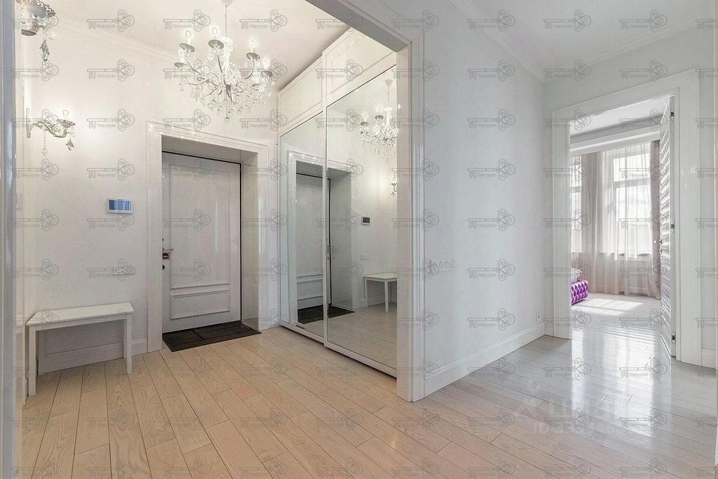 m. Krasnopresnenskaya: Apartment, 3-rooms