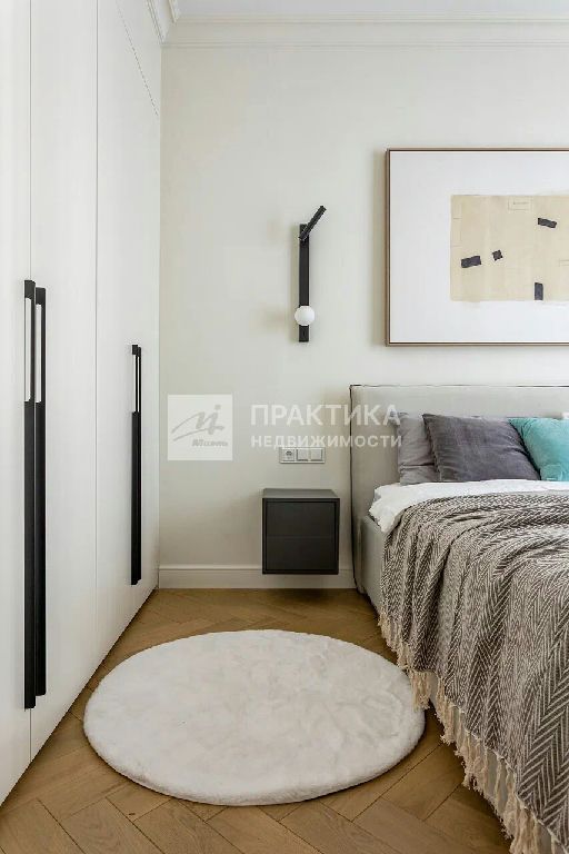m. Ulitsa 1905 goda: Apartment, 3-rooms