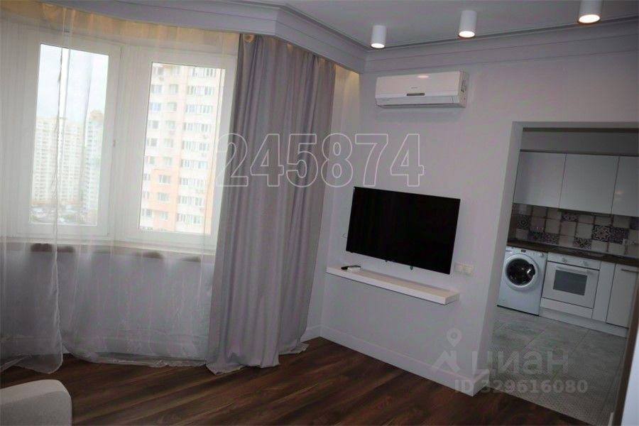 m. Myakinino: Apartment, 1-rooms