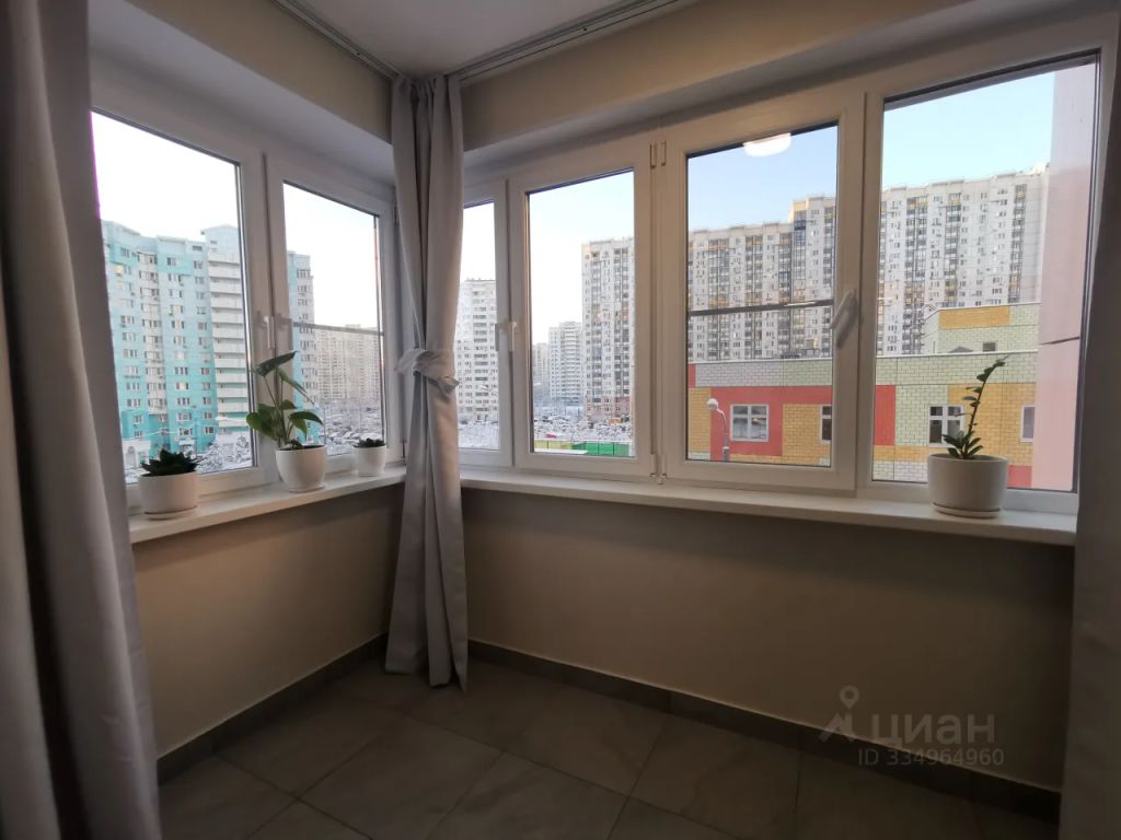 m. Myakinino: Apartment, 2-rooms