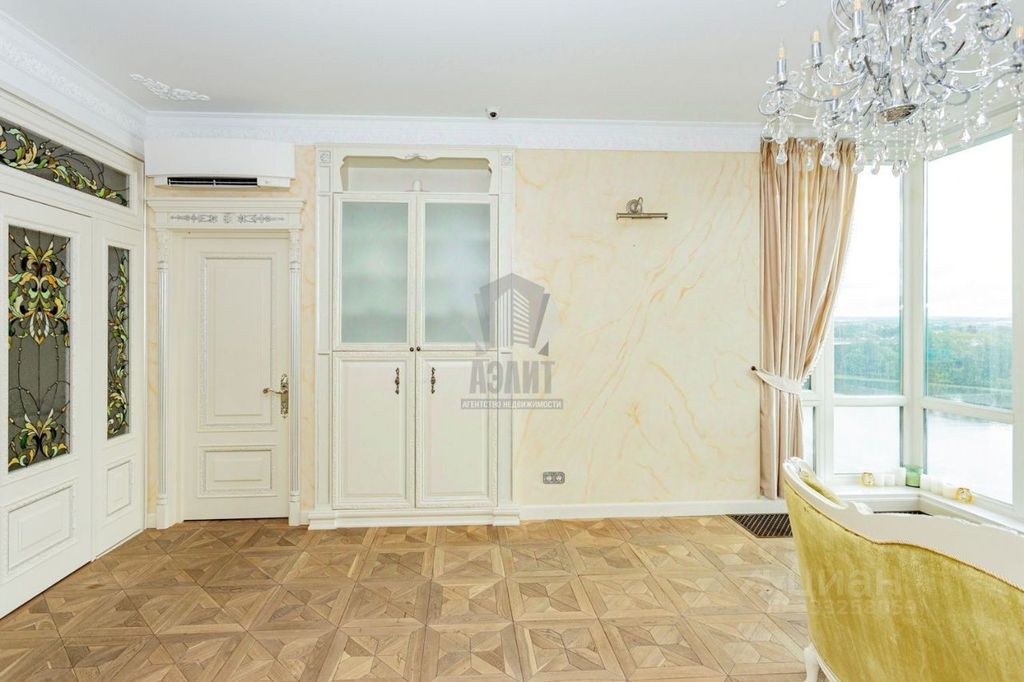 m. Schukinskaya: Apartment, 3-rooms