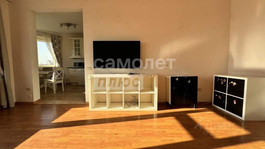m. Pavshino: Apartment, 2-rooms