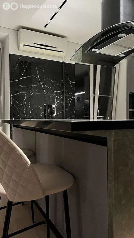 m. Dmitrovskaya: Apartment, 2-rooms