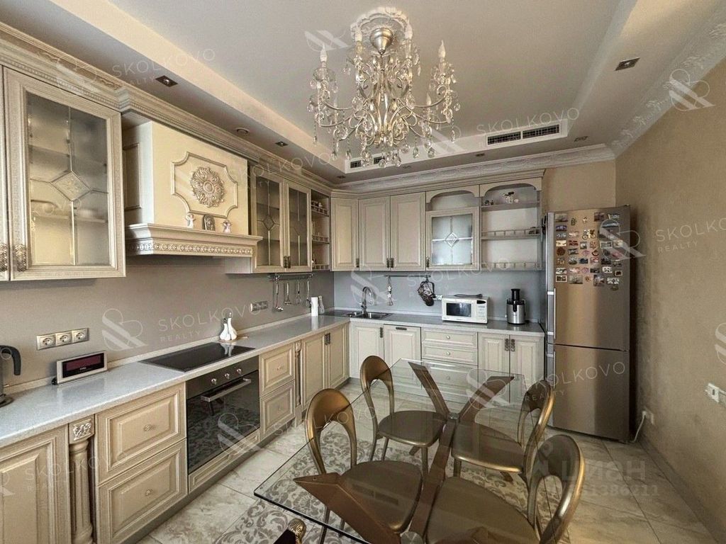 m. Sportivnaya: Apartment, 3-rooms