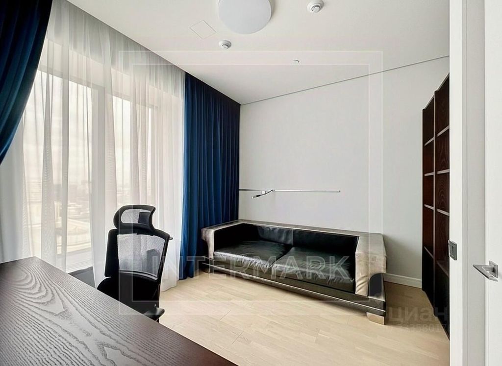m. Chkalovskaya: Apartment, 3-rooms
