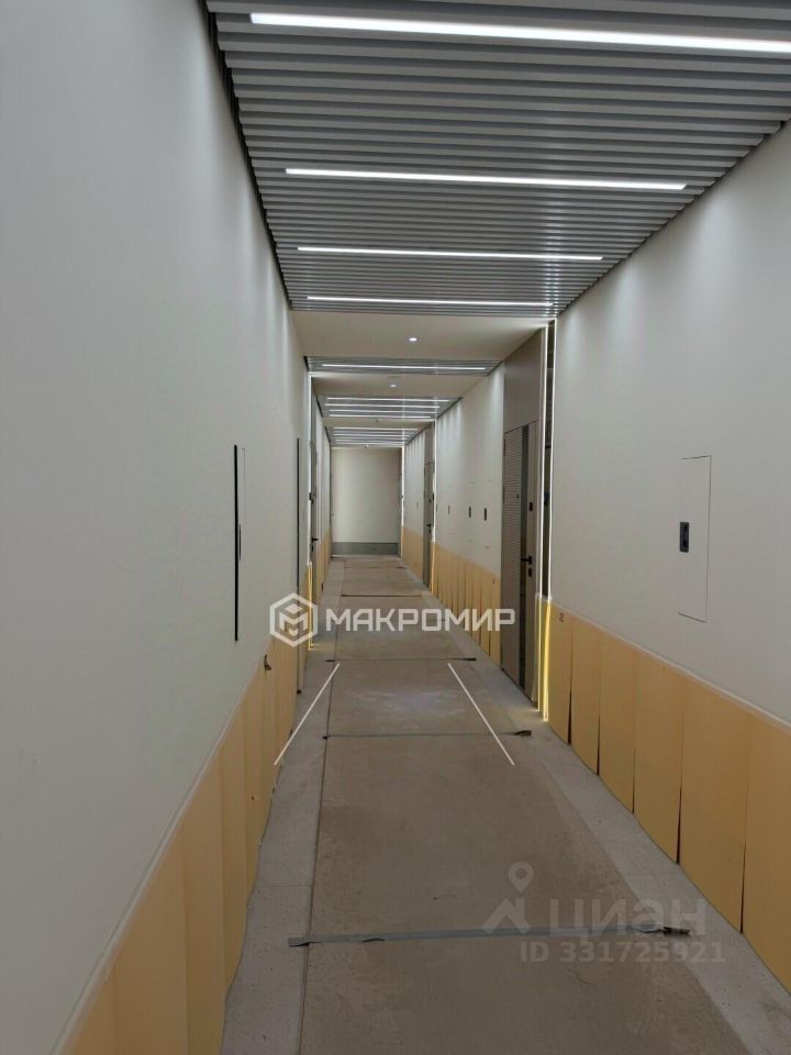 m. ZIL: Apartment, studio