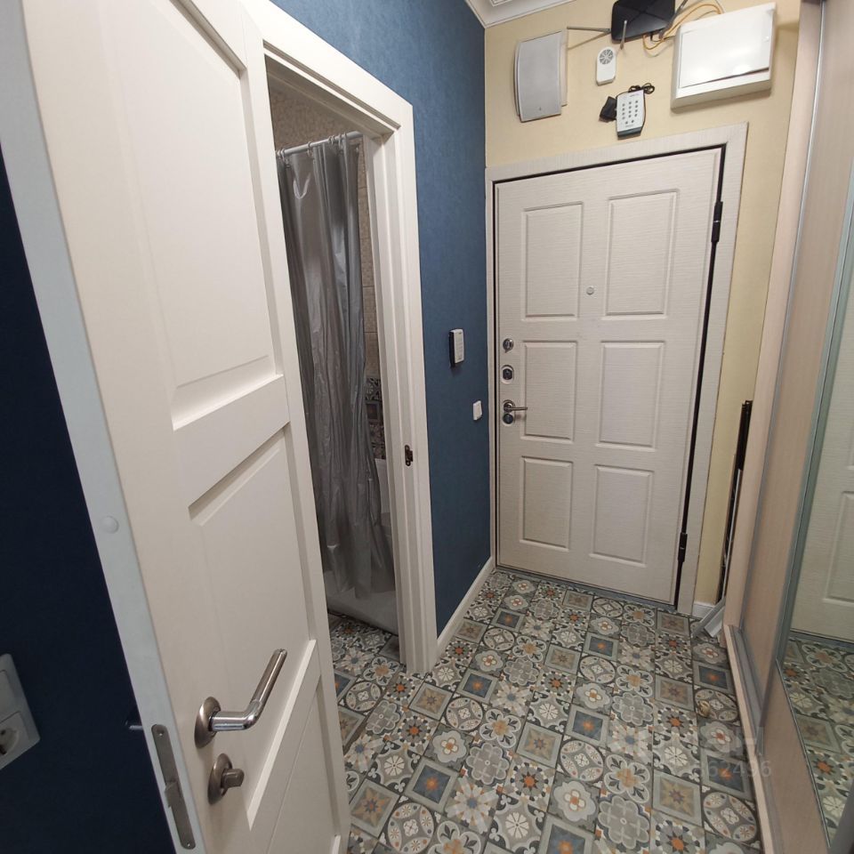 m. Strogino: Apartment, studio