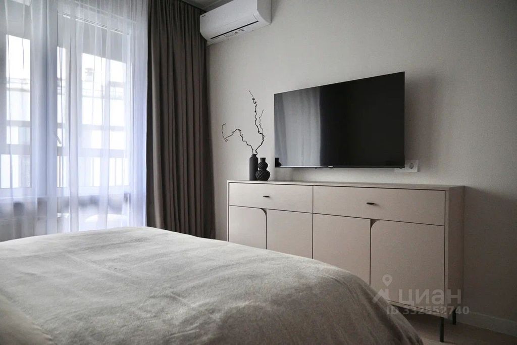 m. Oktyabrskoe pole: Apartment, 1-rooms